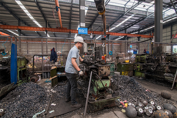 渝北网架配件-螺栓球加工车间